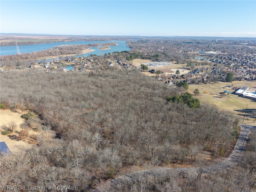 main property photo 16