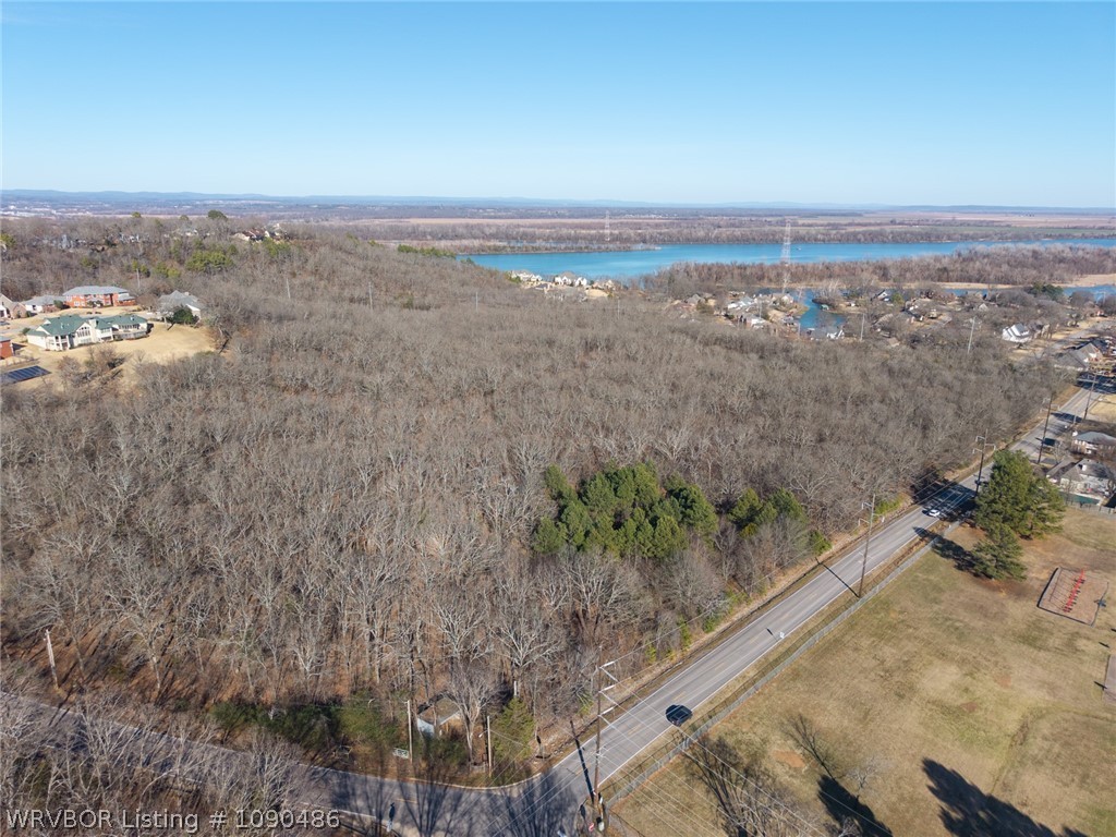main property photo 25