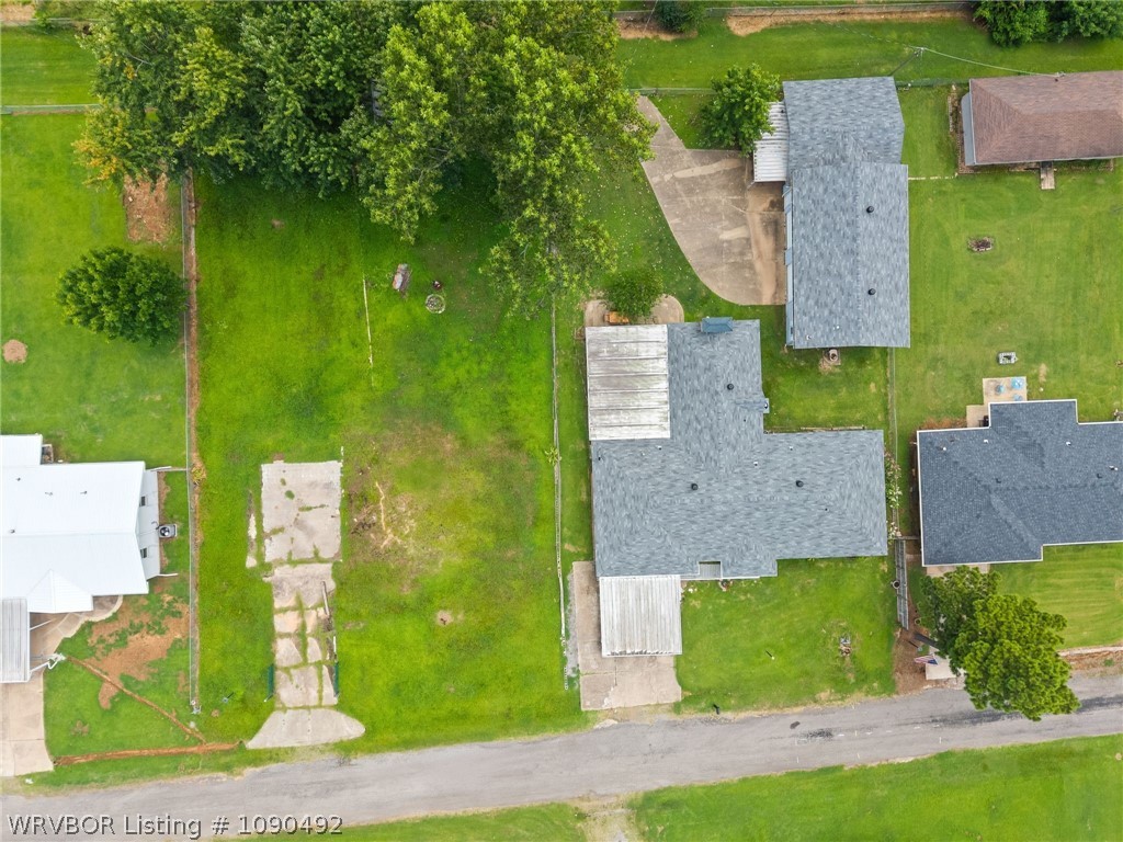 main property photo 42