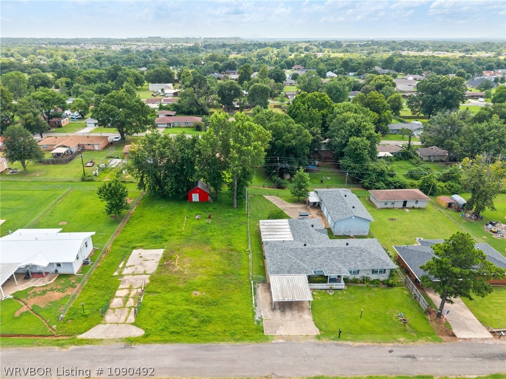 main property photo 43