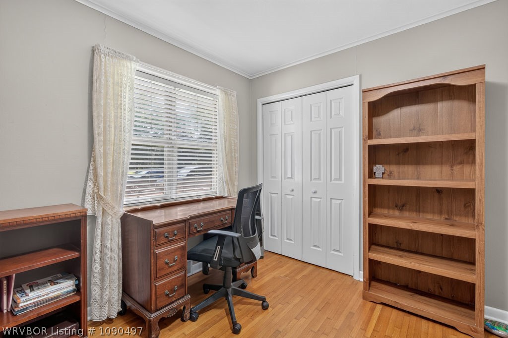 main property photo 14