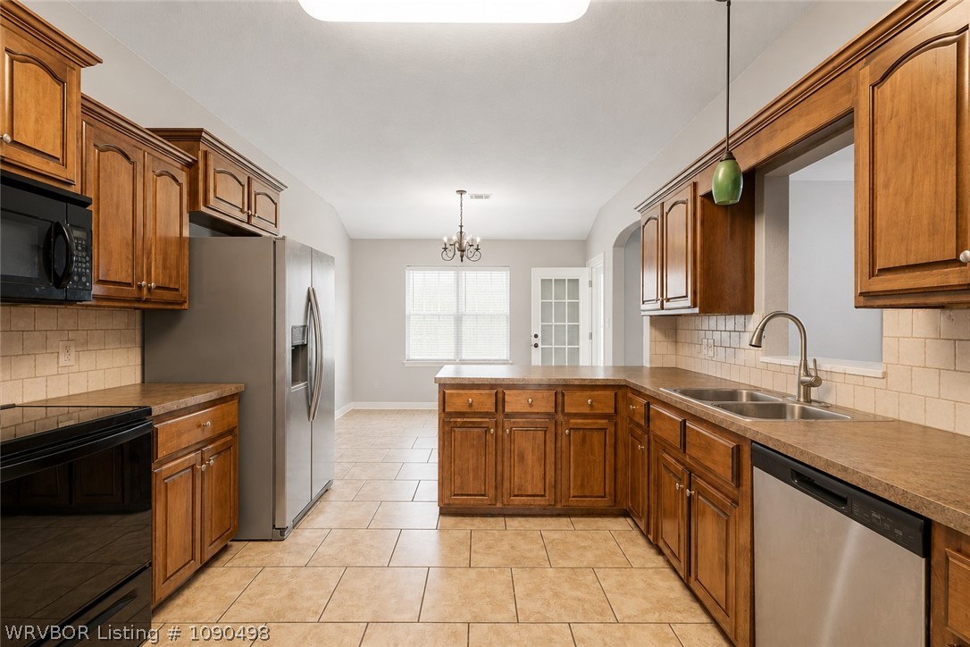 main property photo 5