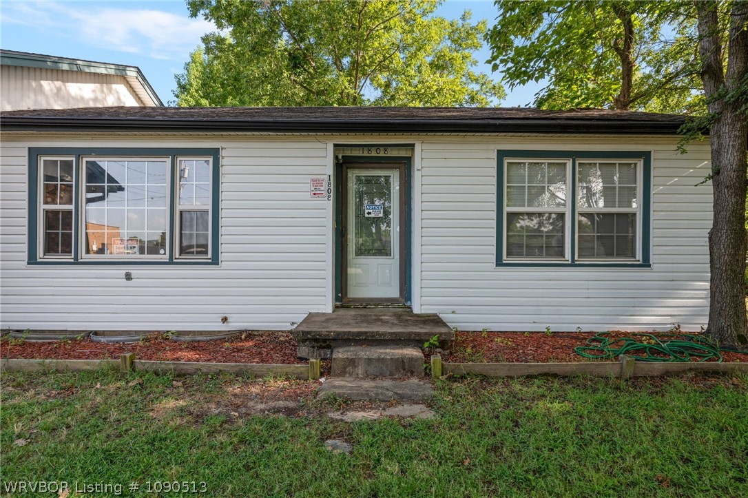 main property photo 3