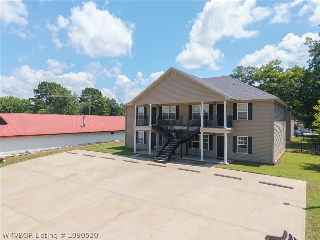 main property photo 20