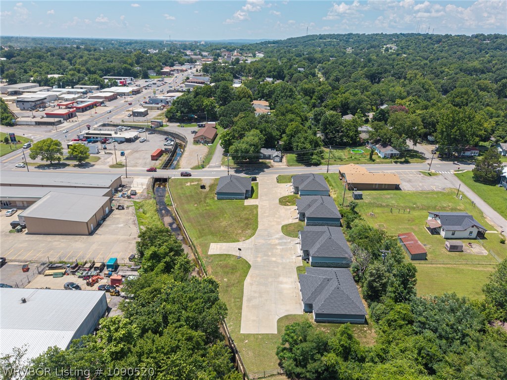 main property photo 9