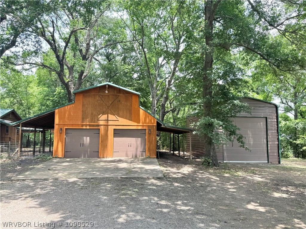 main property photo 19