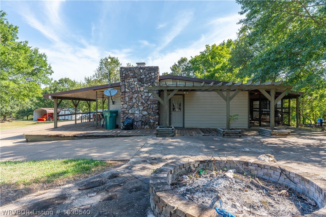 main property photo 6