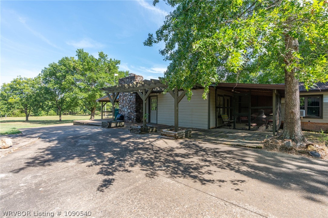 main property photo 7