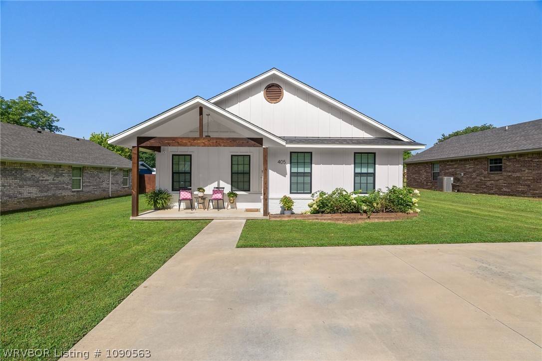 main property photo 20