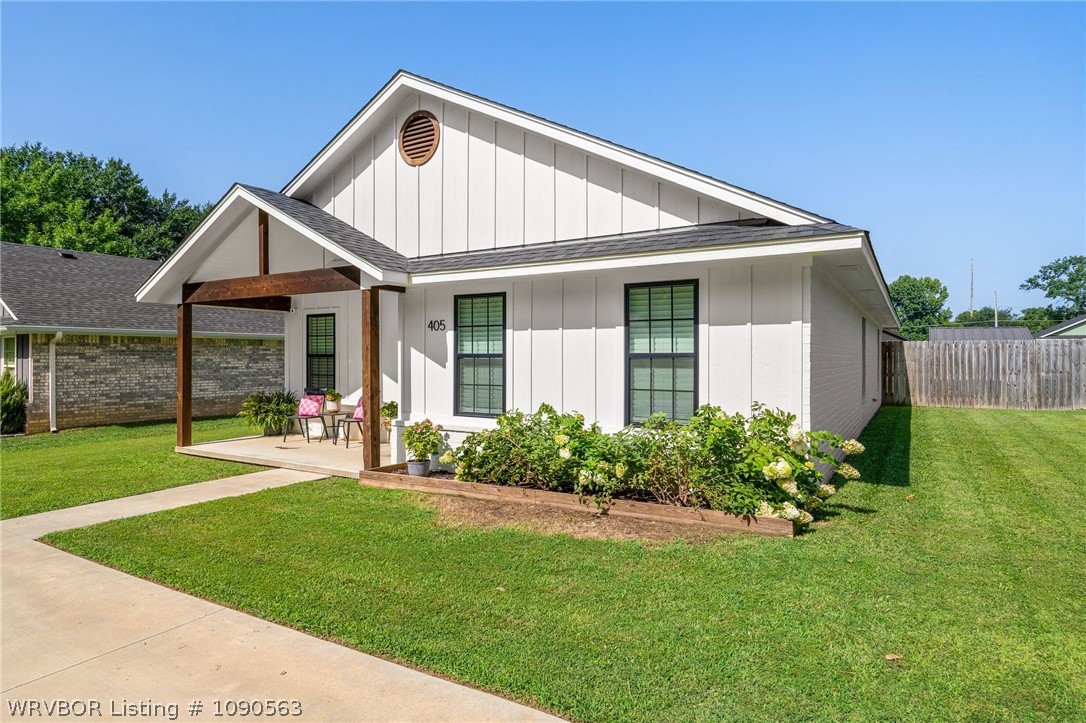 main property photo 21