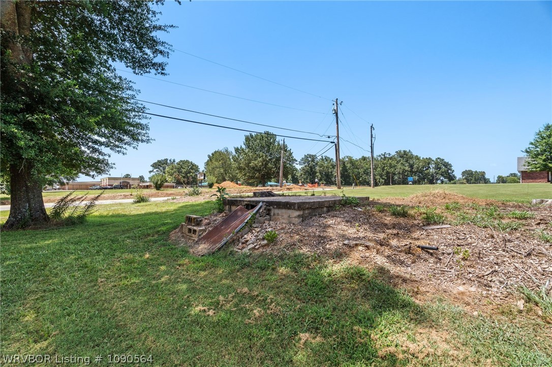 main property photo 26