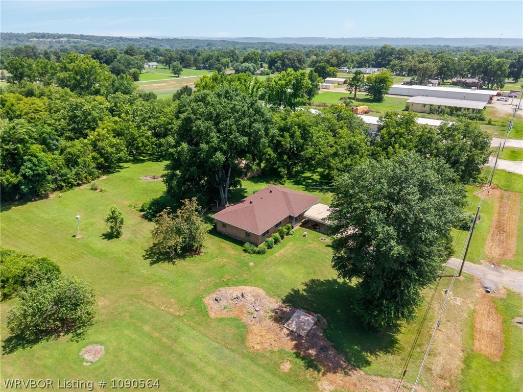 main property photo 31