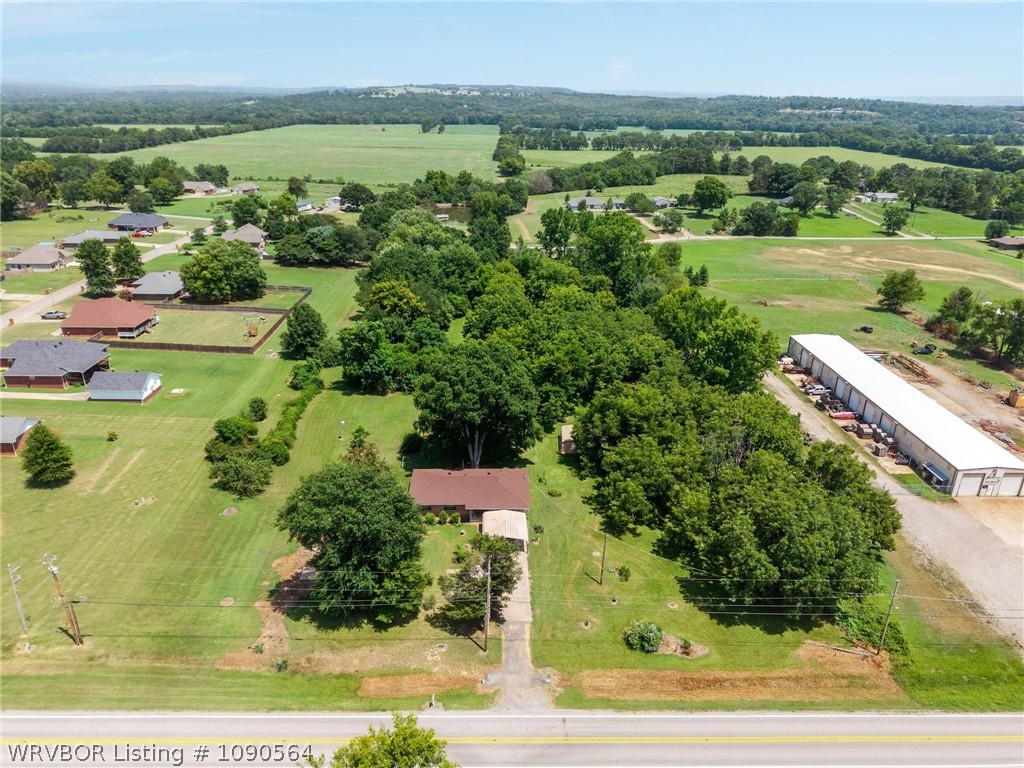 main property photo 32