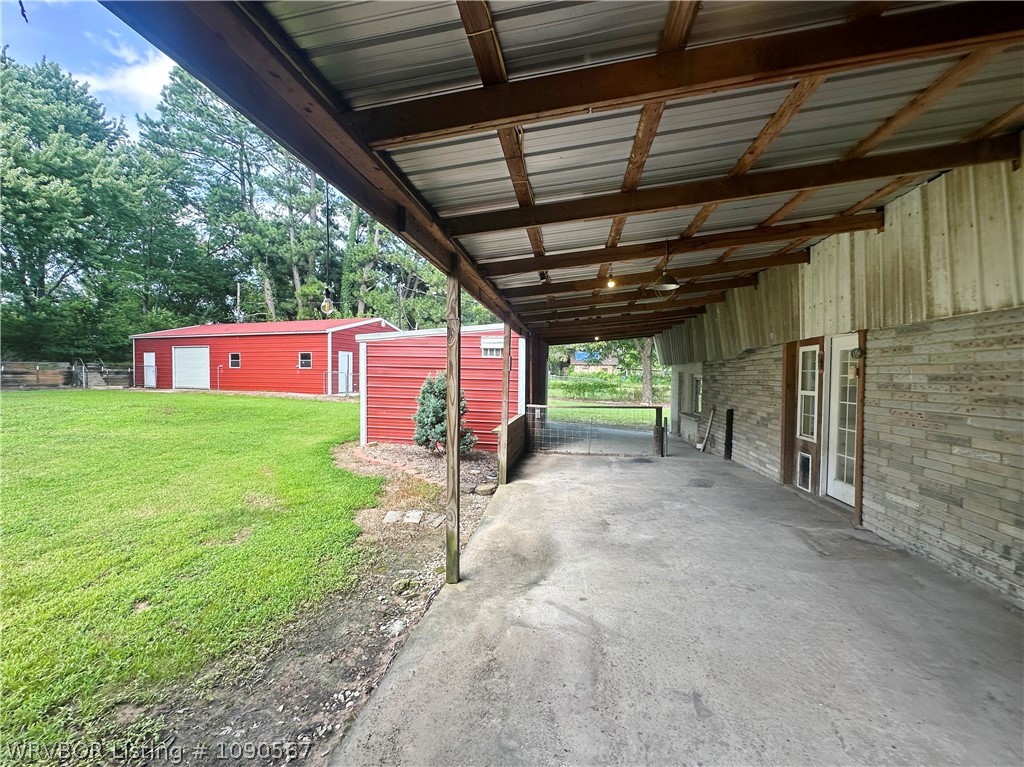main property photo 11