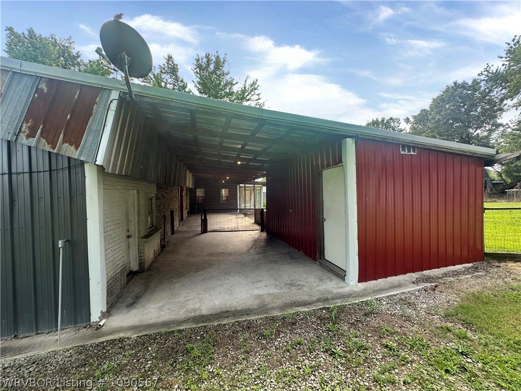 main property photo 8