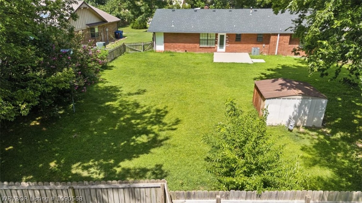 main property photo 31