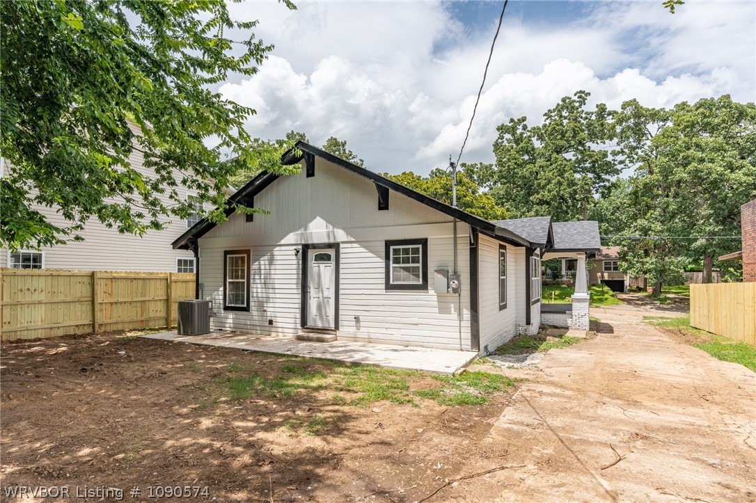 main property photo 25