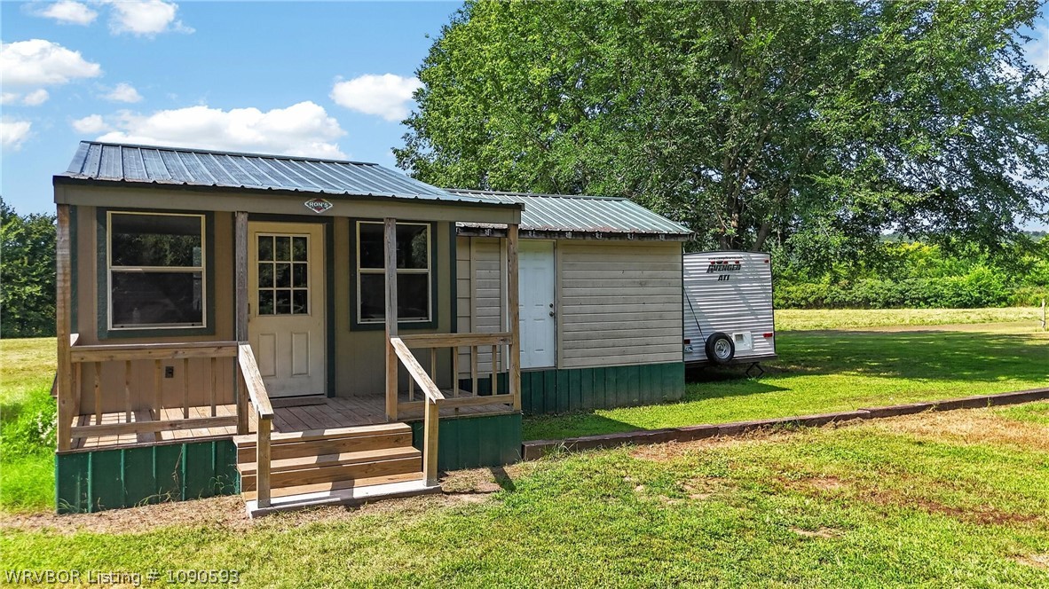 main property photo 36