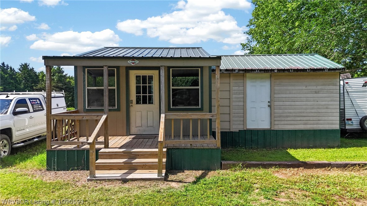 main property photo 37
