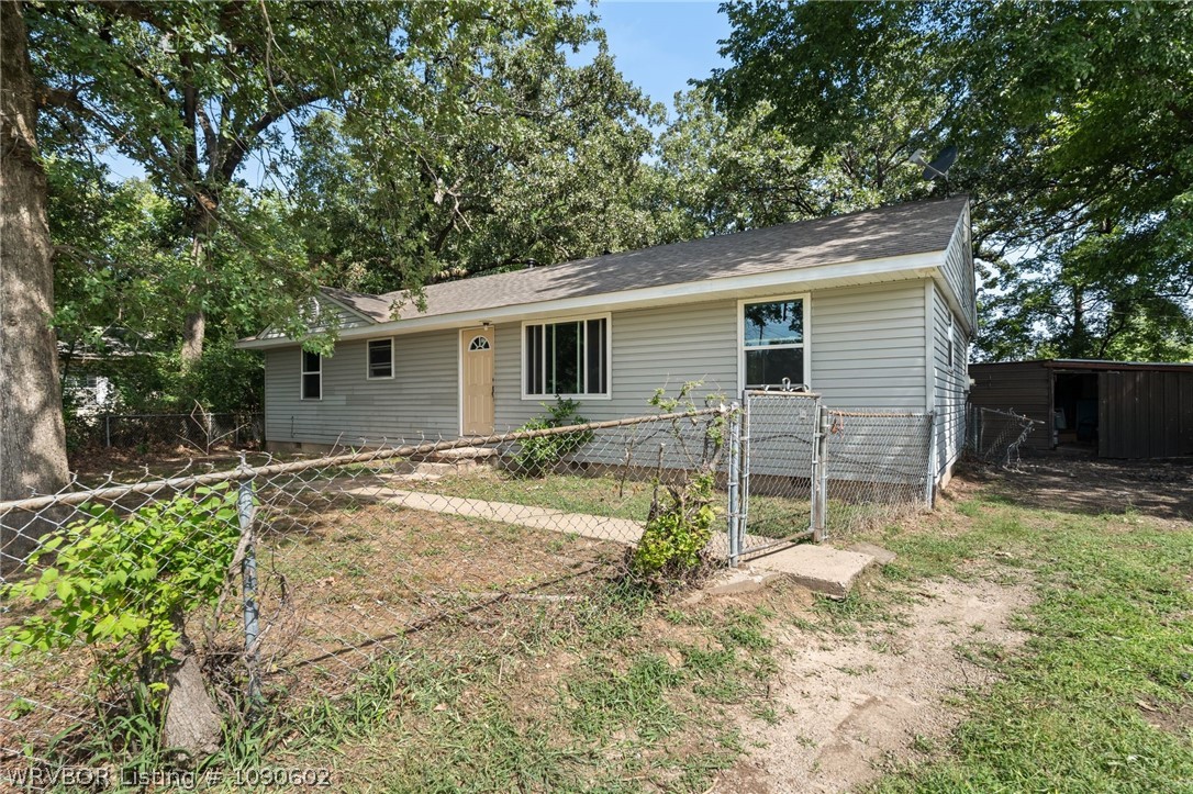 main property photo 3