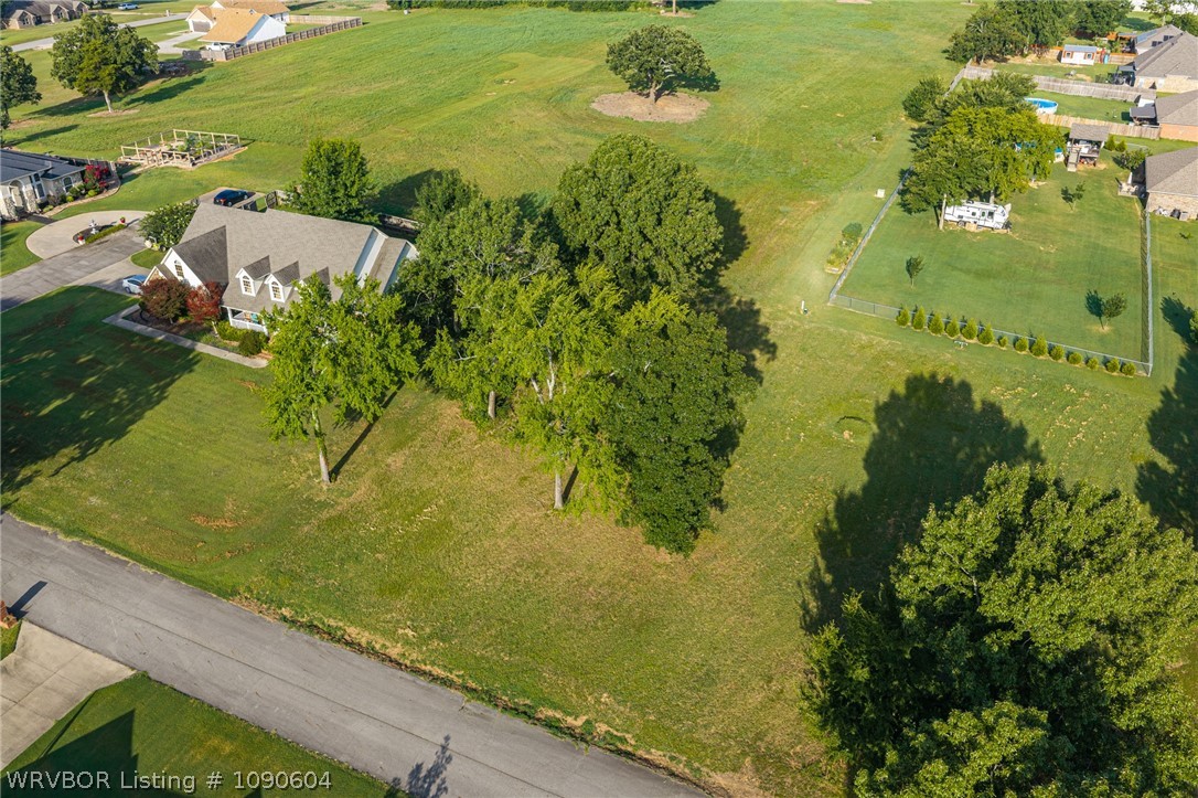 main property photo 10