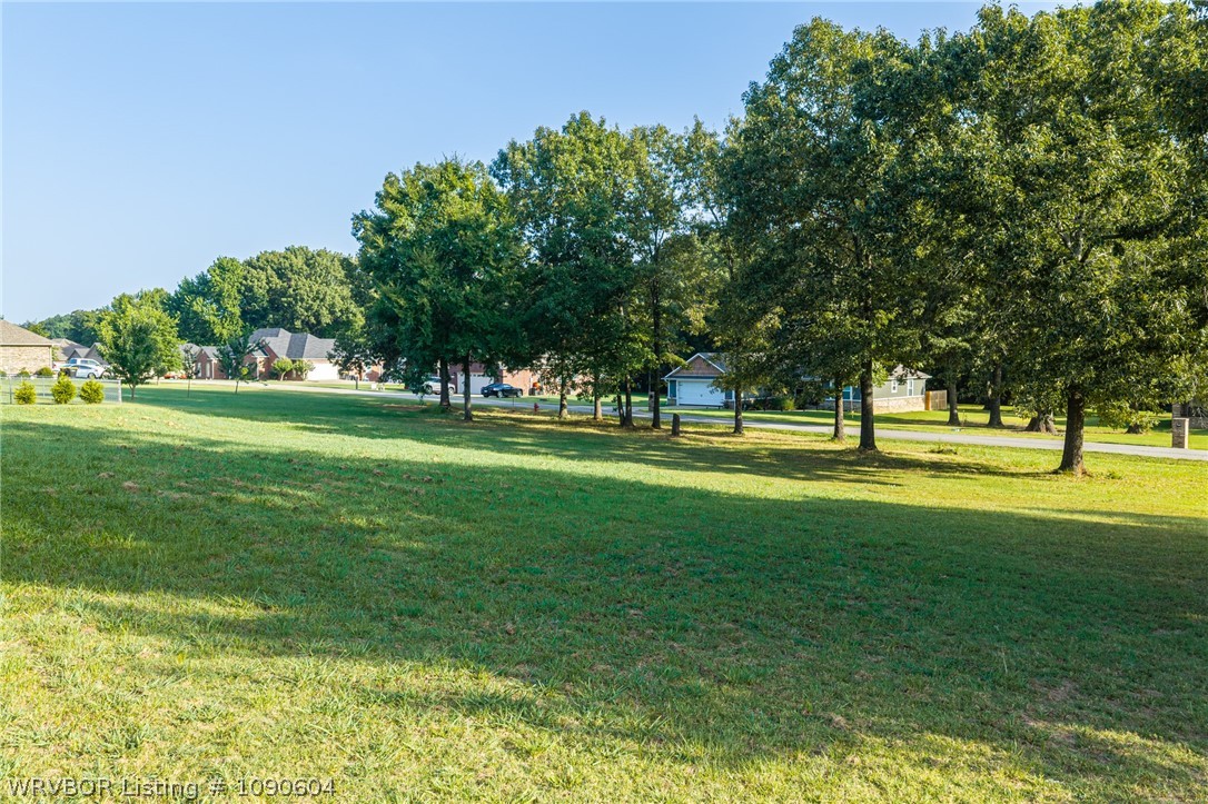main property photo 18
