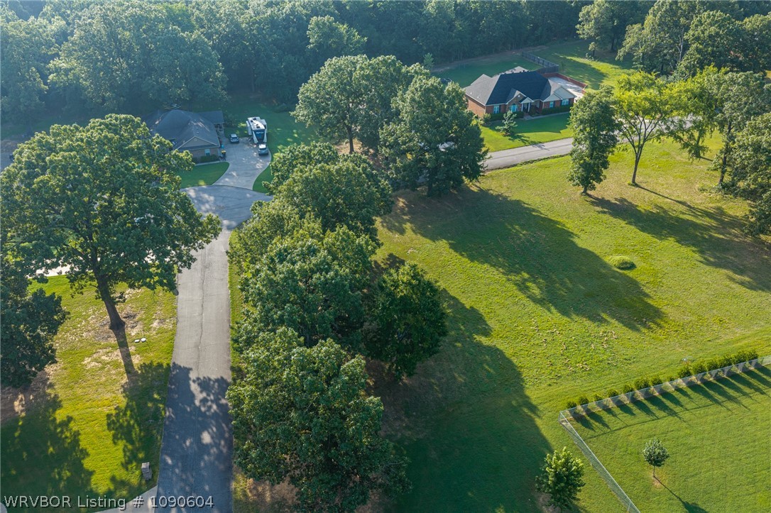 main property photo 25