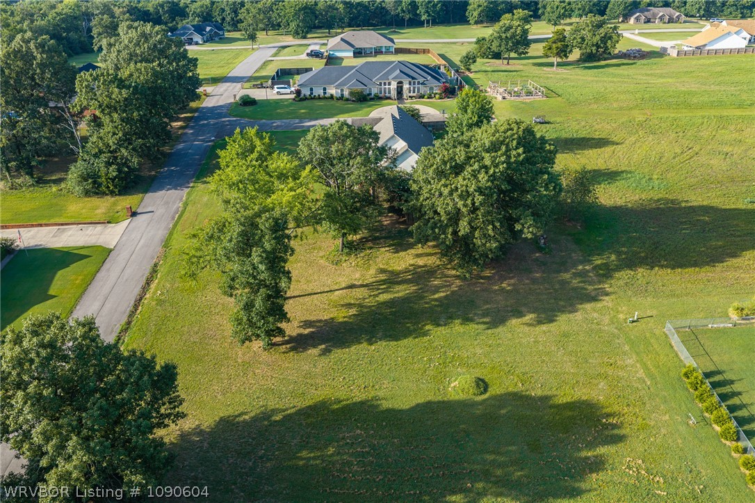 main property photo 9
