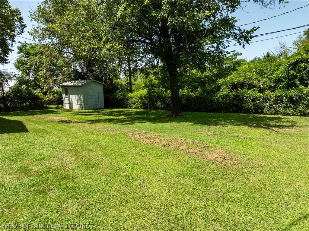 main property photo 27