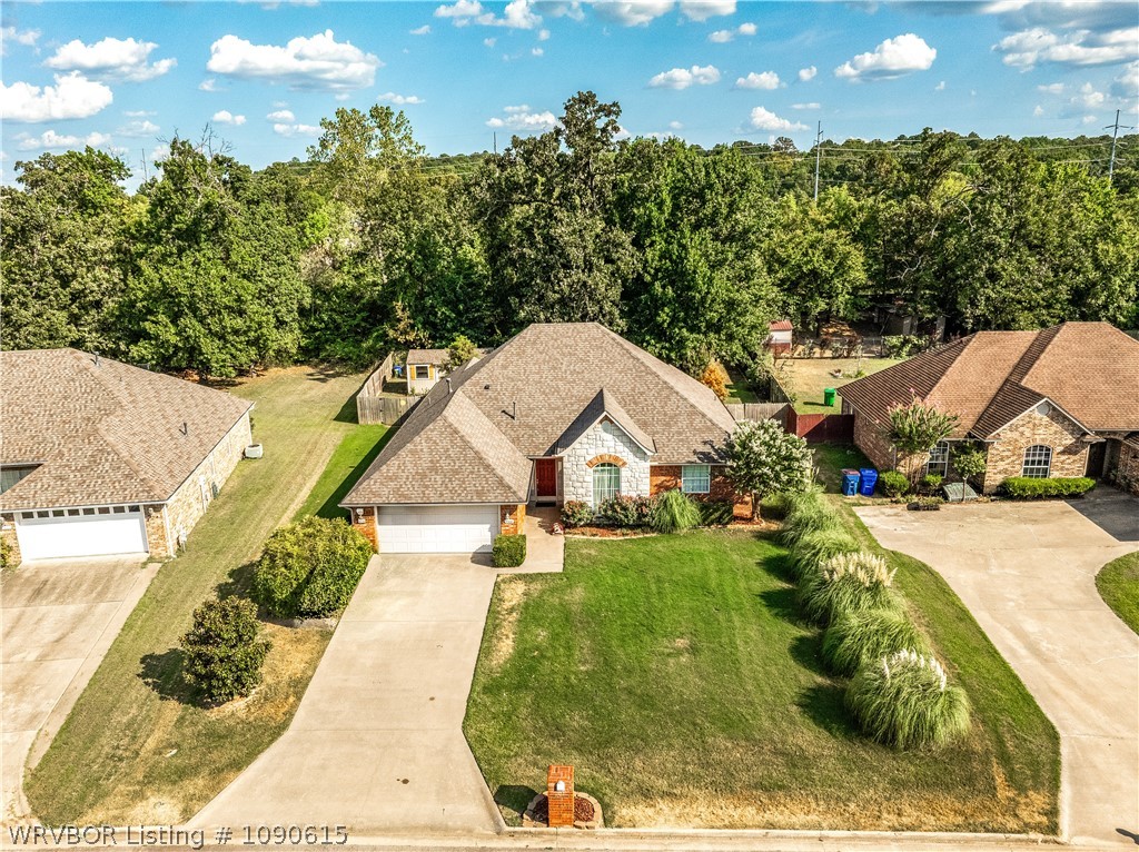 main property photo 40