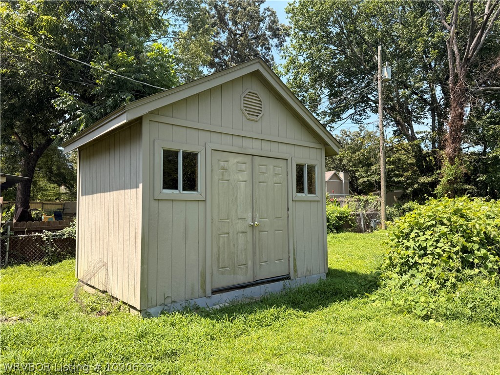 main property photo 24