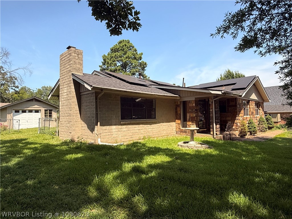 main property photo 3