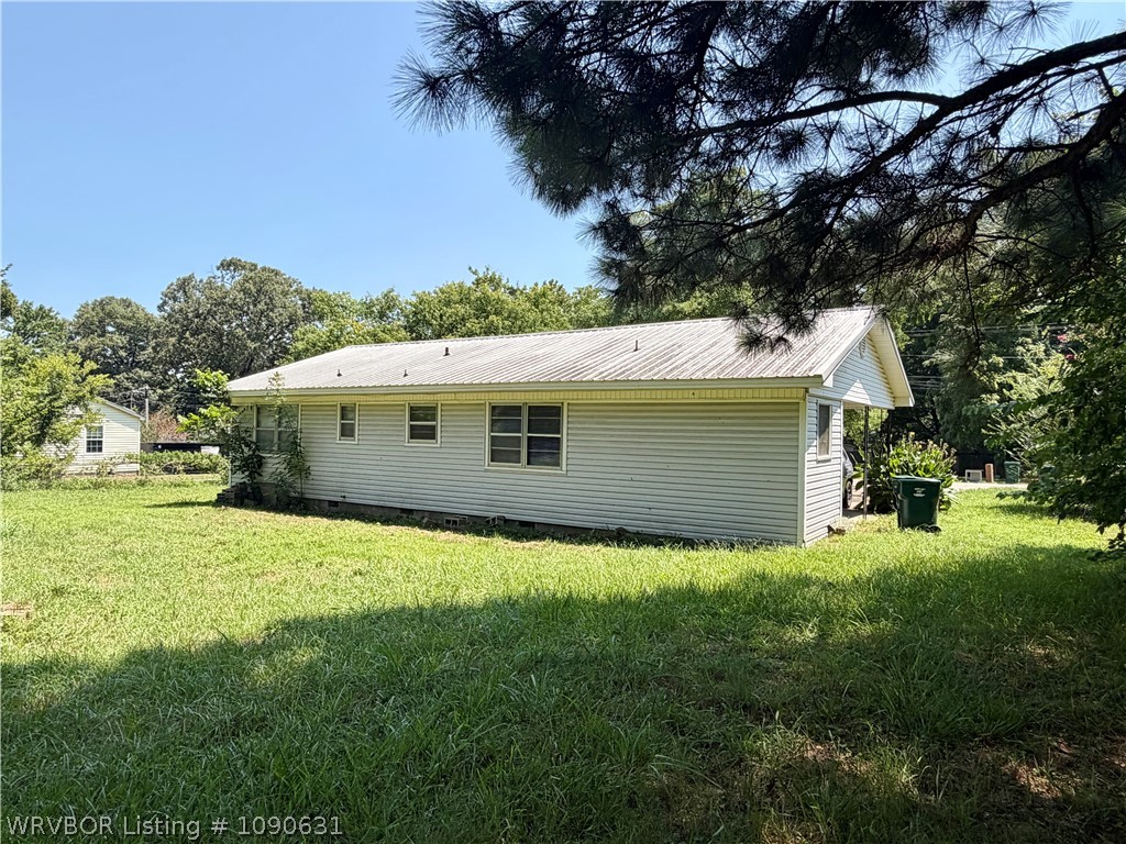 main property photo 25