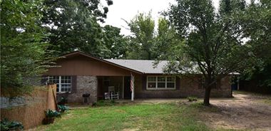 image of property with 3 Bed | 2 Bath | 1,672 Sqft
