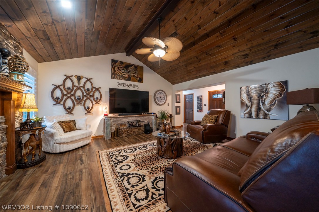 main property photo 22