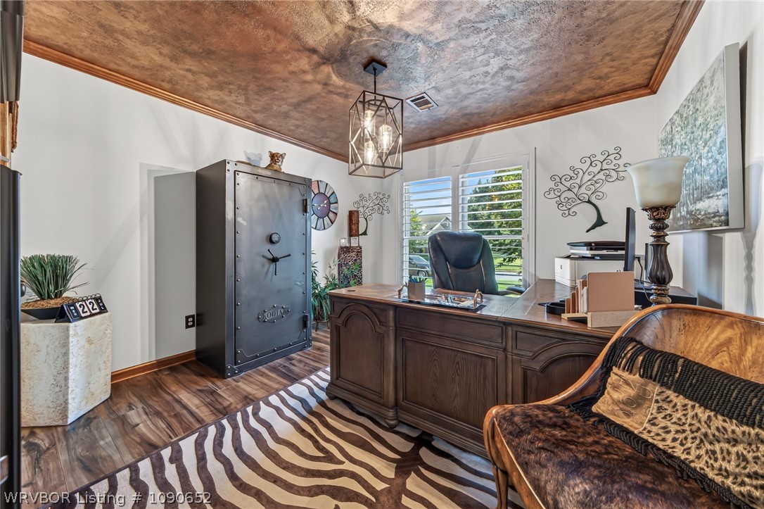 main property photo 35