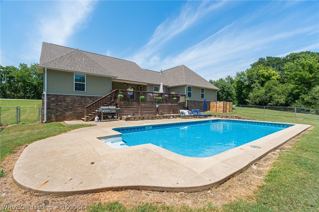 main property photo 51