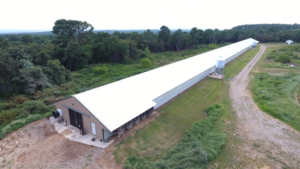 main property photo 40