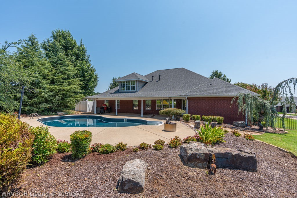 main property photo 44