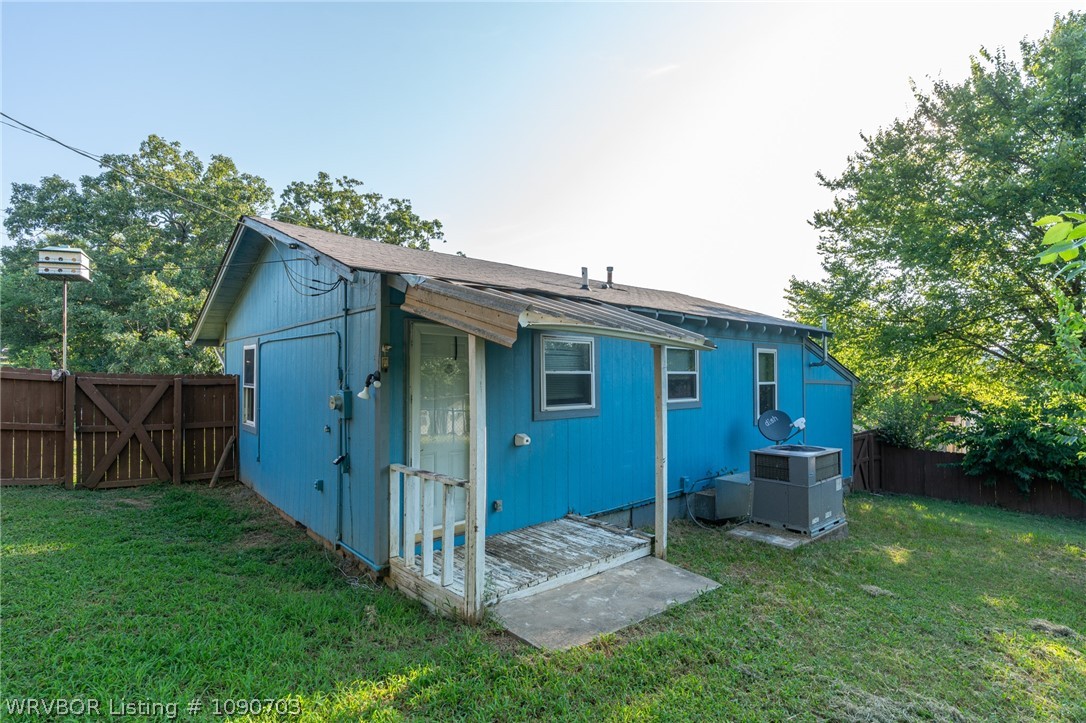 main property photo 17