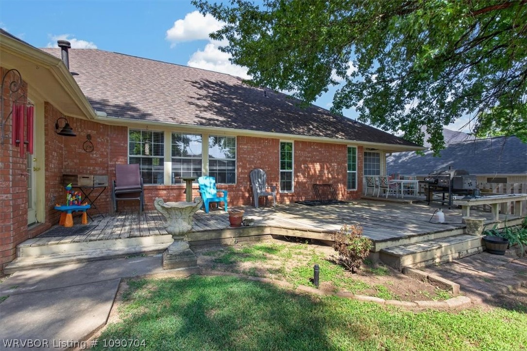 main property photo 43