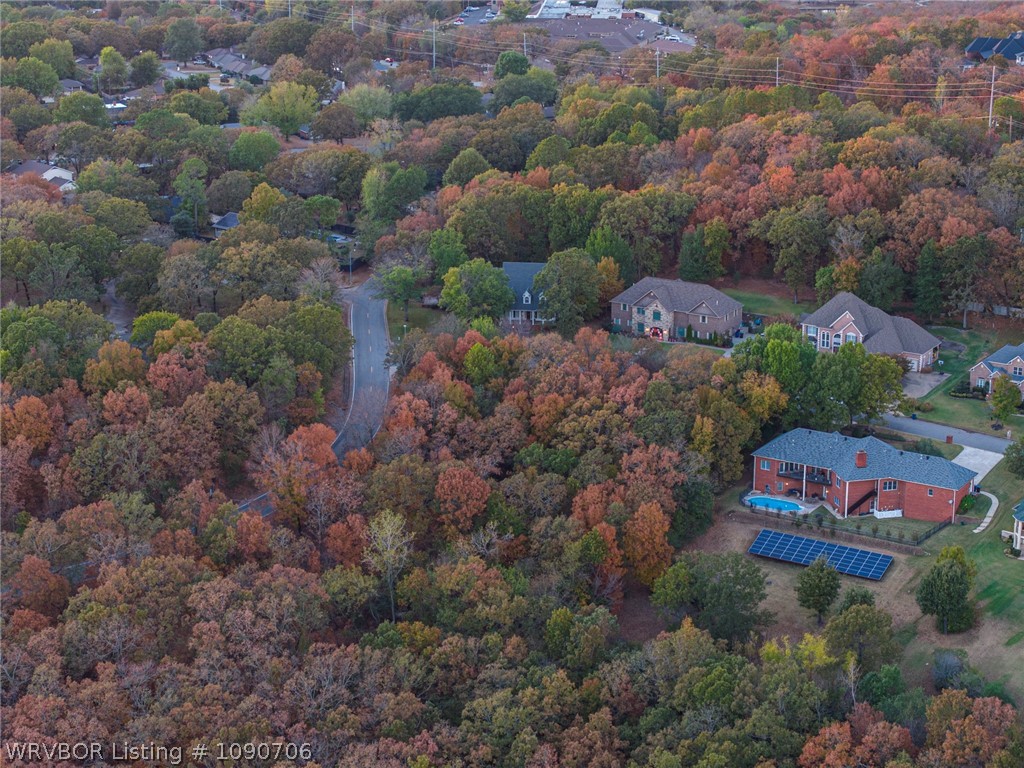 main property photo 12