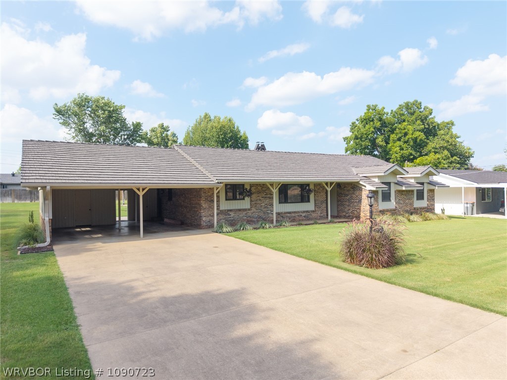 main property photo 2