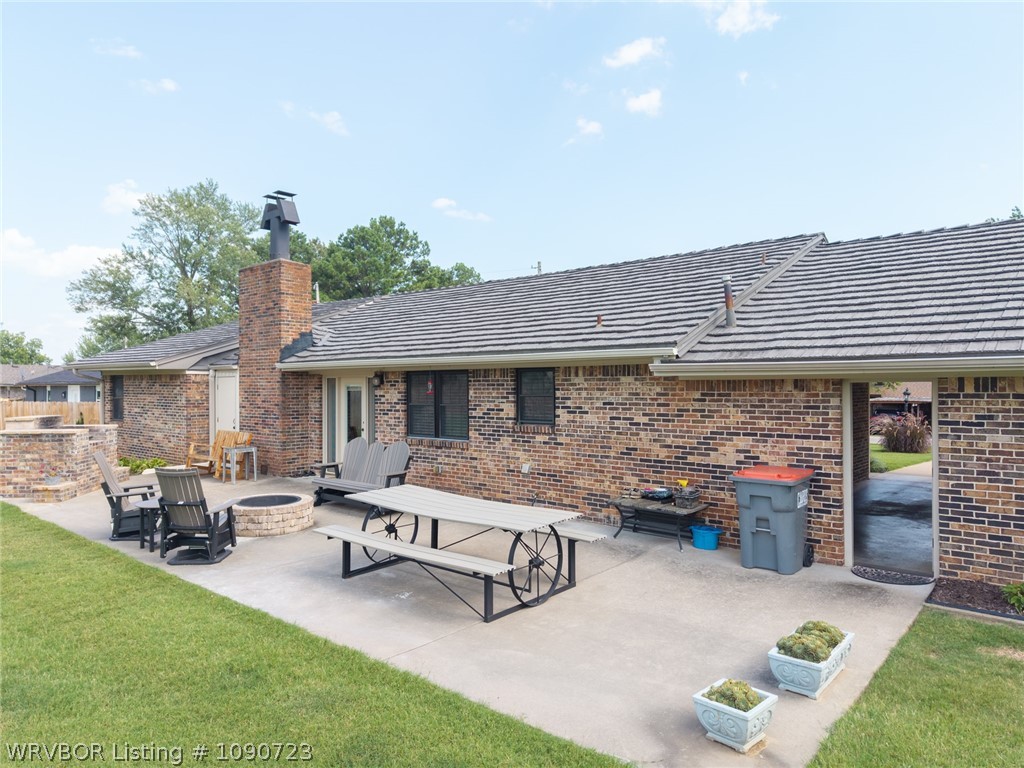 main property photo 38