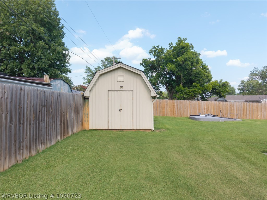 main property photo 47