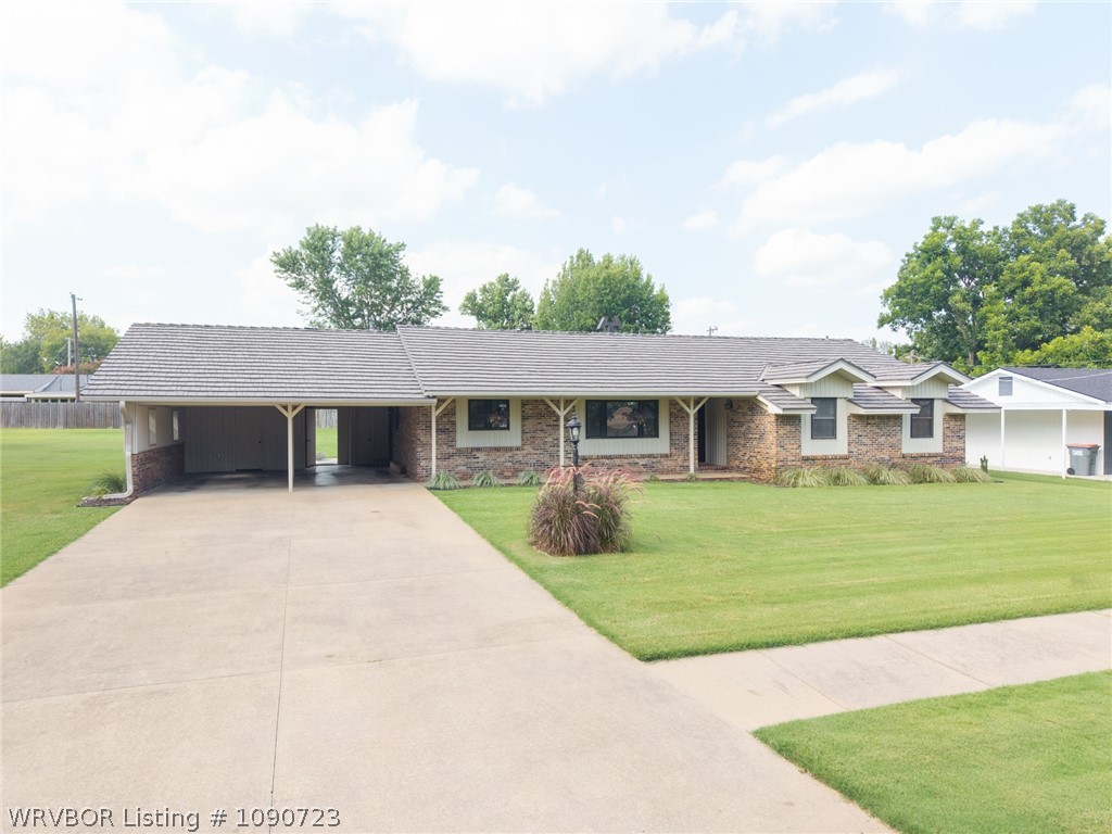 main property photo 51