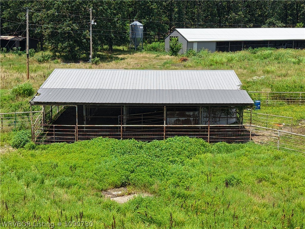 main property photo 18