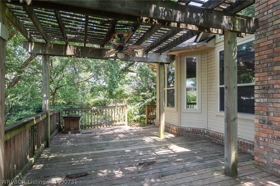 main property photo 40