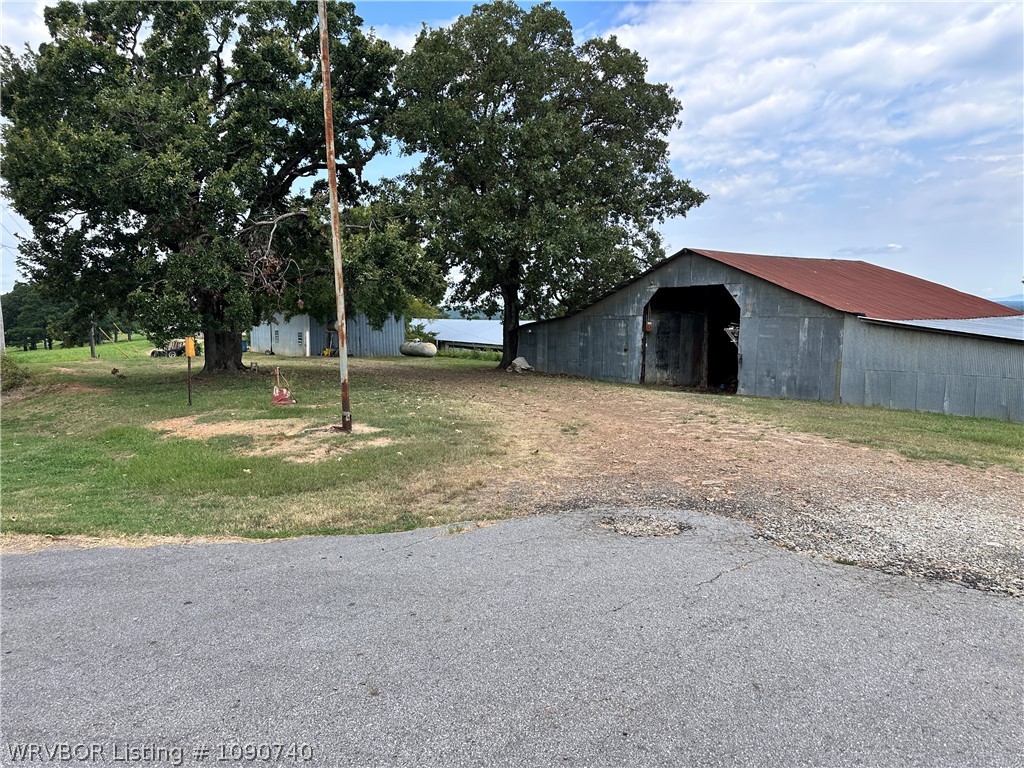 main property photo 14