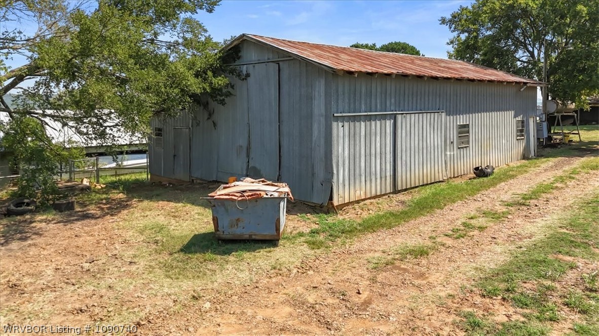 main property photo 6